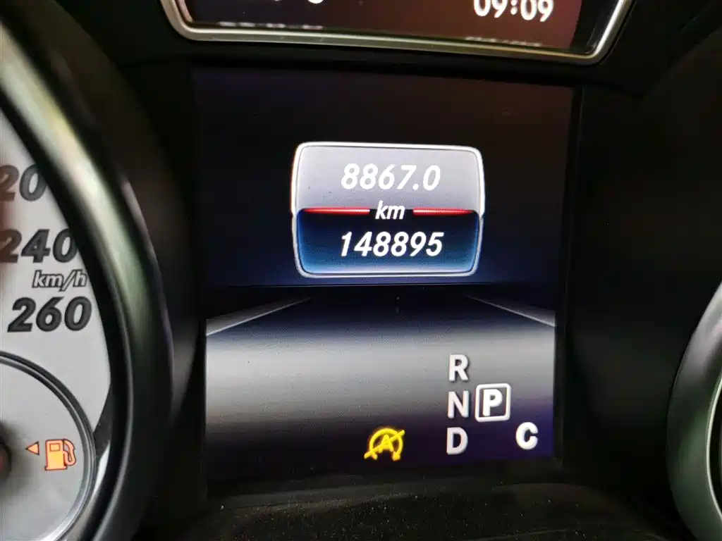 Mercedes-Benz CLA (Import) 2016 CLA 200 Sport фото 5