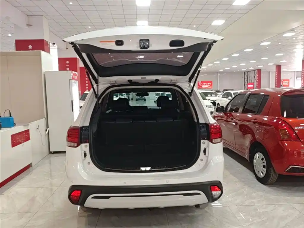 MITSUBISHI OUTLANDER