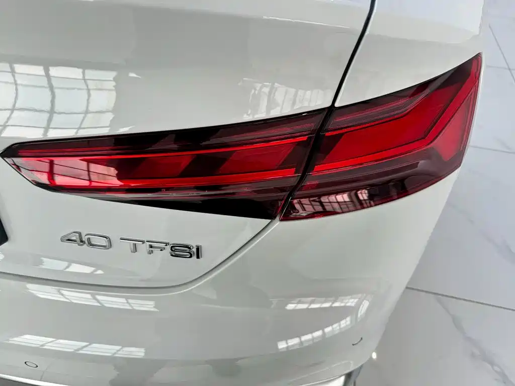 Audi A5 (Import) 2024 2024 Sportback 40 TFSI Fashion Dynamic