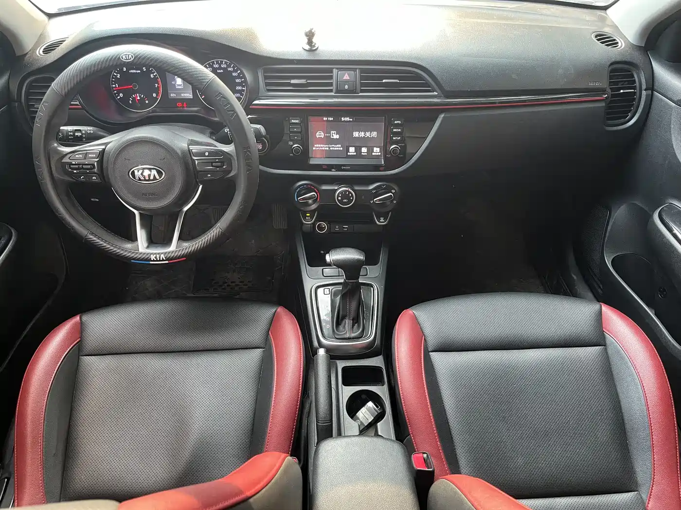 Kia KX CROSS 2017 1.4L AT GLS фото 10