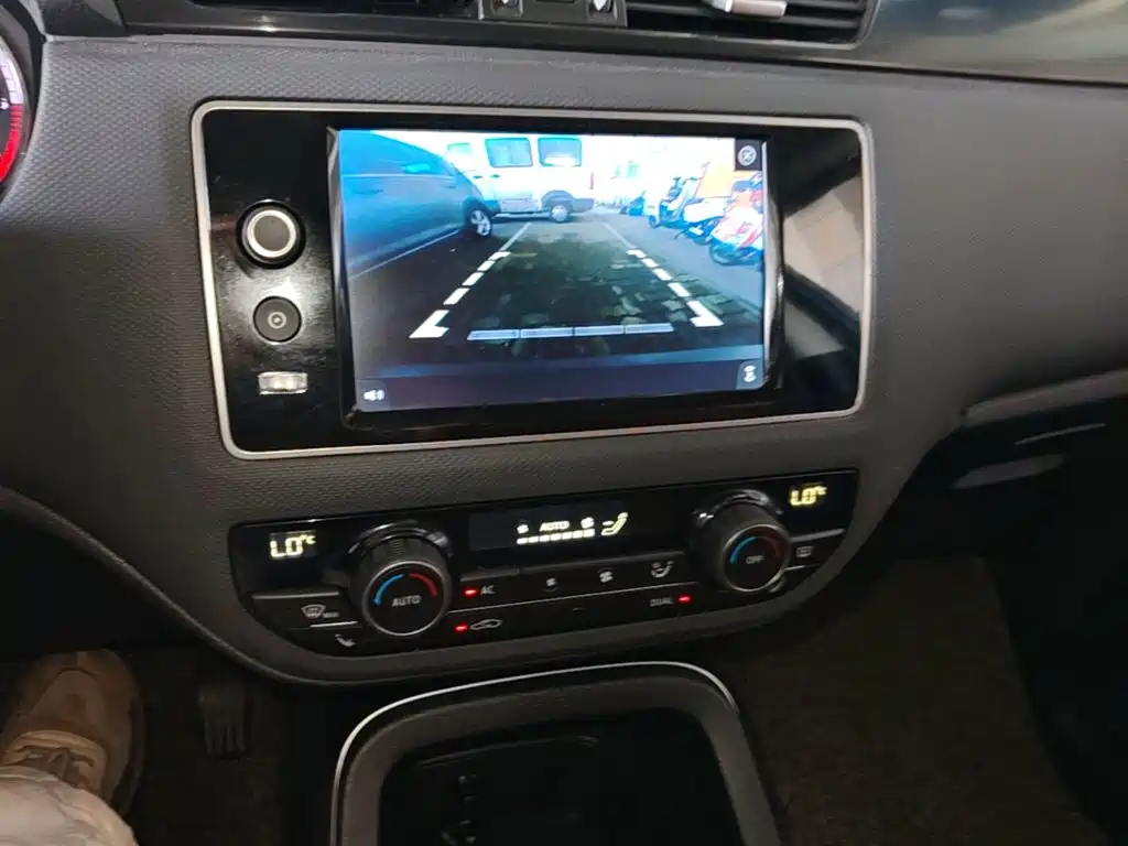 Qoros 5 2016 2016 1.6T Auto Luxury