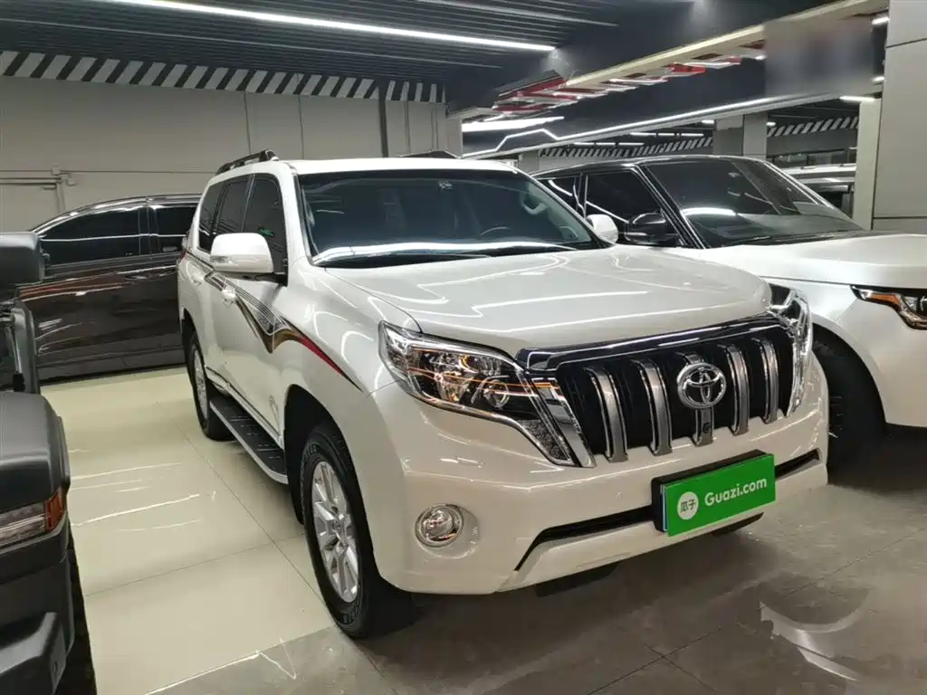 Toyota Prado 2016 3.5L Auto VX NAVI фото 4