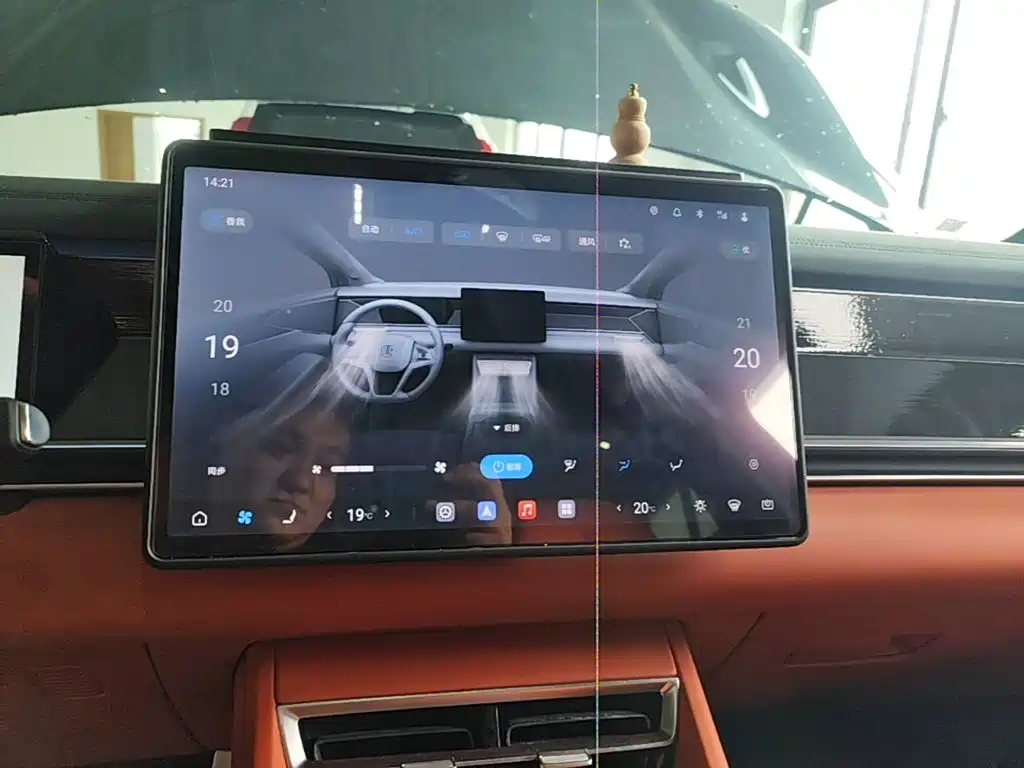 BYD Tang L 2025 2025 DM 175KM Drone Player Edition