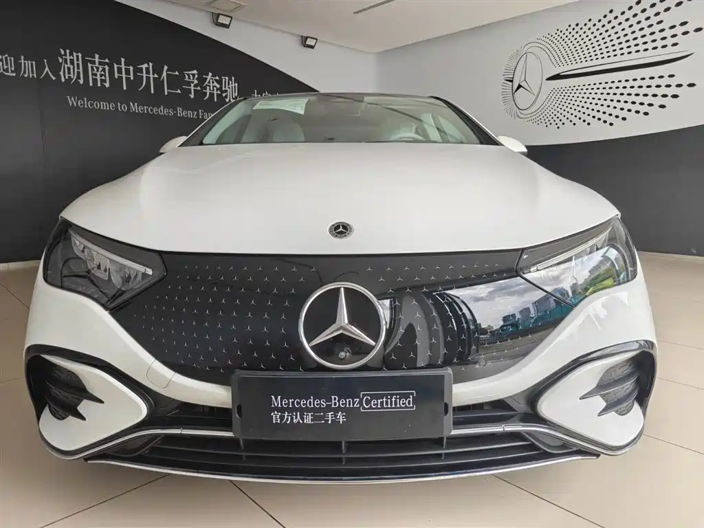 Mercedes-Benz EQE 2025 500 4MATIC Pioneer фото 2