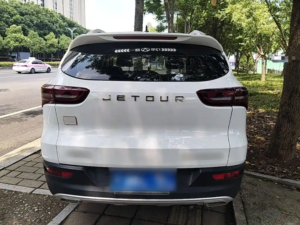 Jetour X70M 2021 2021 1.5T Manual Urban Partner 5-seater