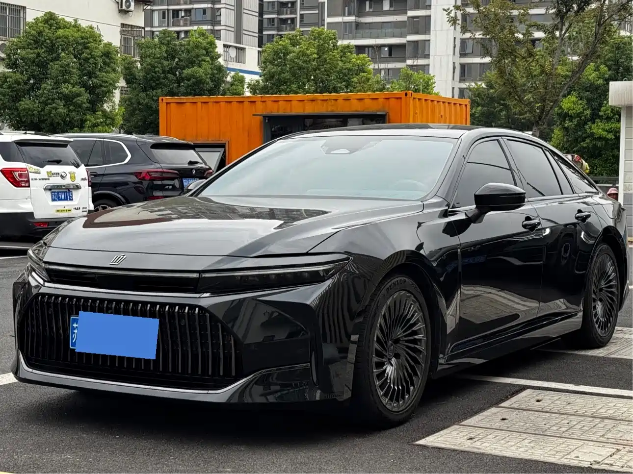Toyota Crown (Import) 2025 2024 2.5L Ultimate Edition
