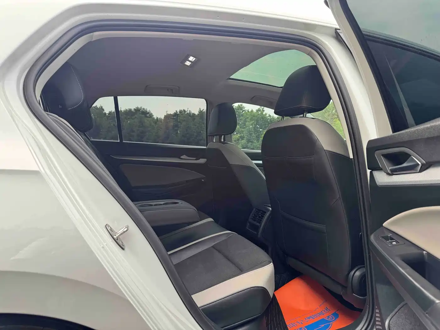 Volkswagen Golf 2023 Facelift 280TSI DSG Pro фото 9