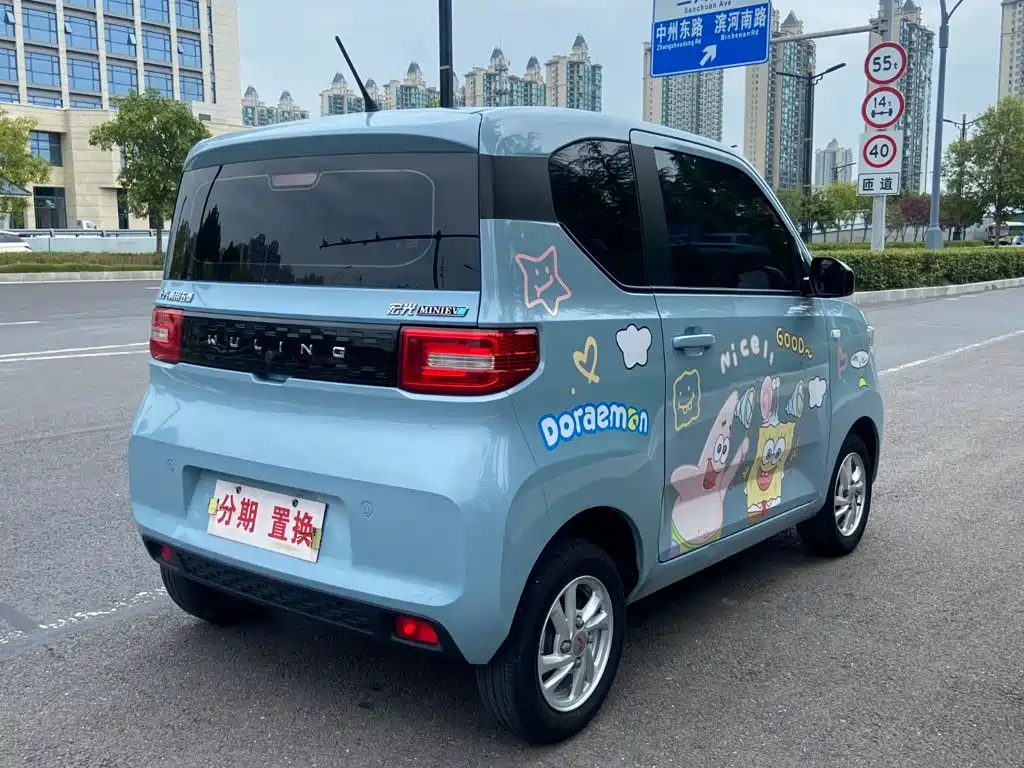 Фото 11 - Wuling Motors Hongguang MINIEV