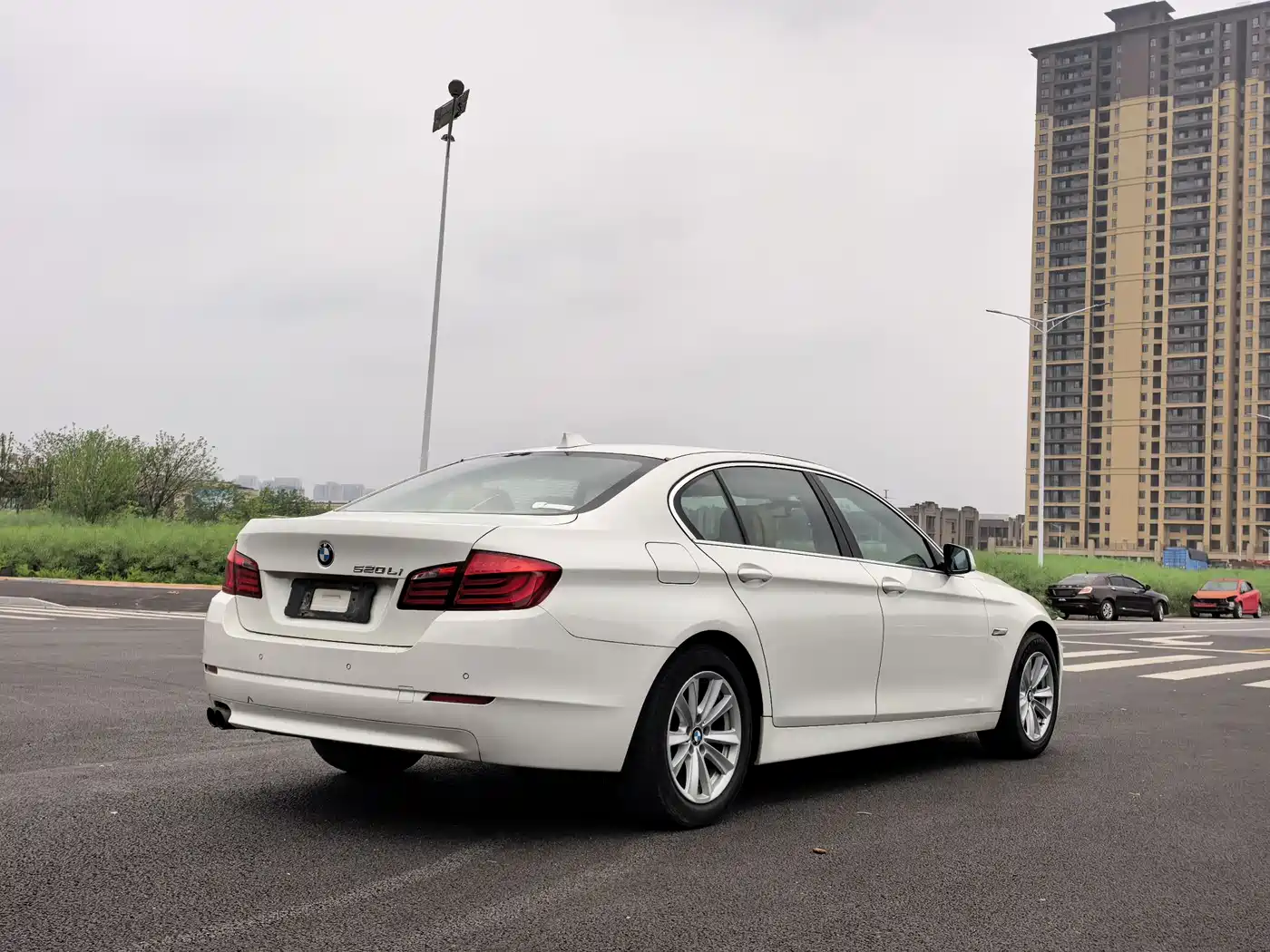 BMW 5 Series 2013 520Li Elegance фото 7