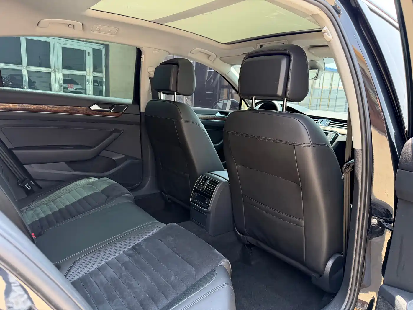 Volkswagen Magotan 2017 330TSI DSG Premium фото 21