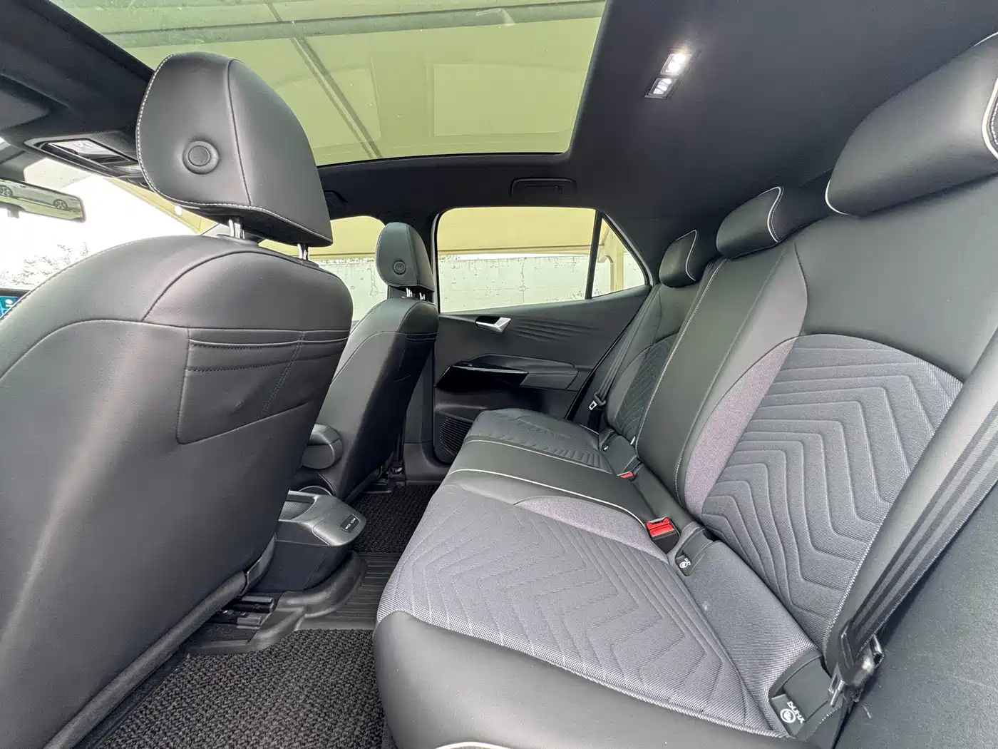 Volkswagen ID.3 2023 Upgraded Pure Intelligence Edition фото 16