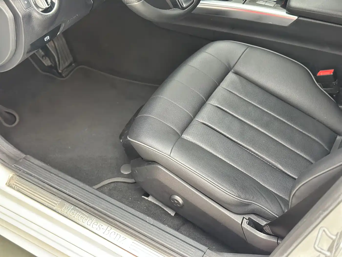 Mercedes-Benz E-Class 2015 Facelift E 260 L Sport фото 19