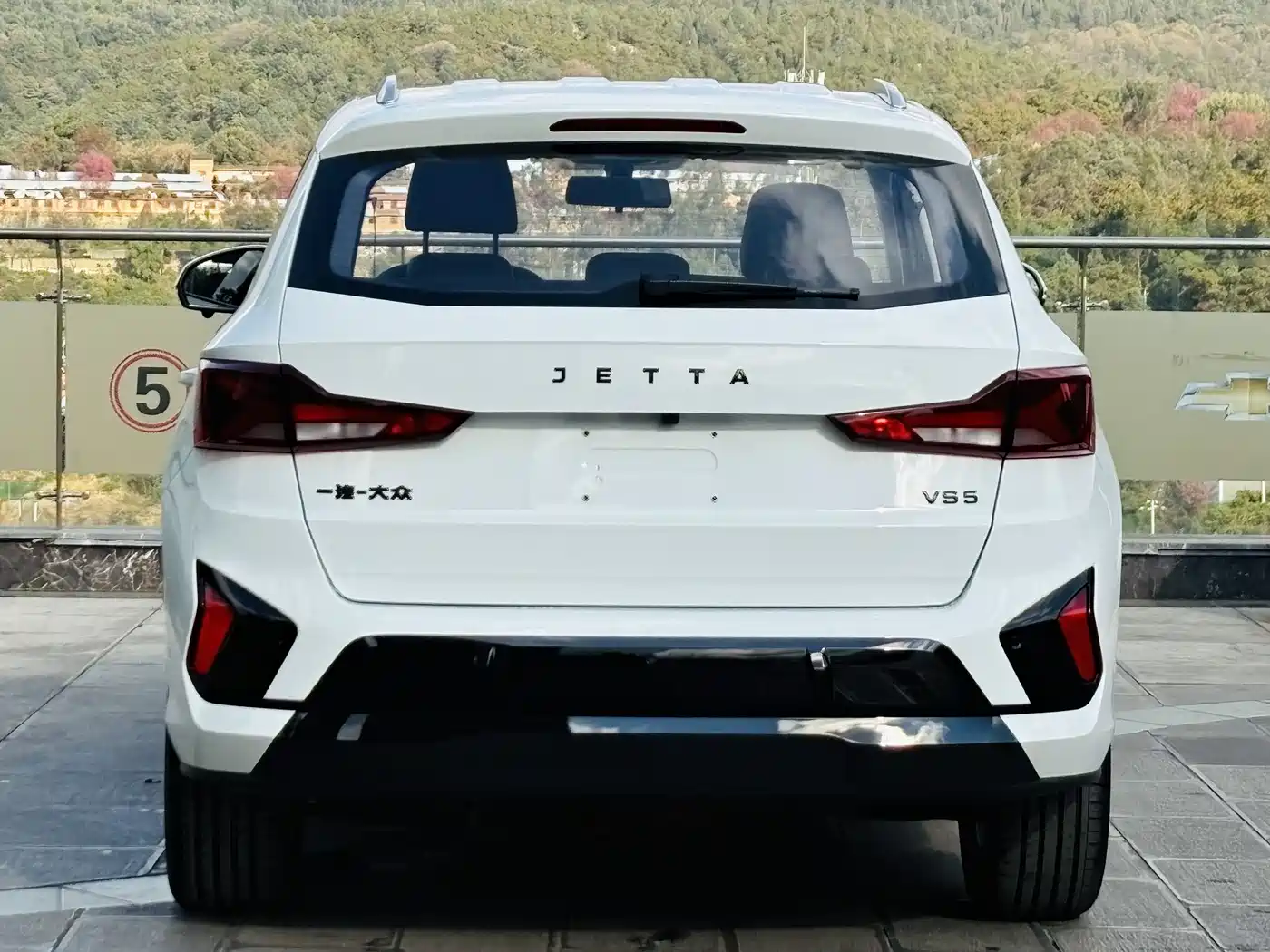 JETTA VS5