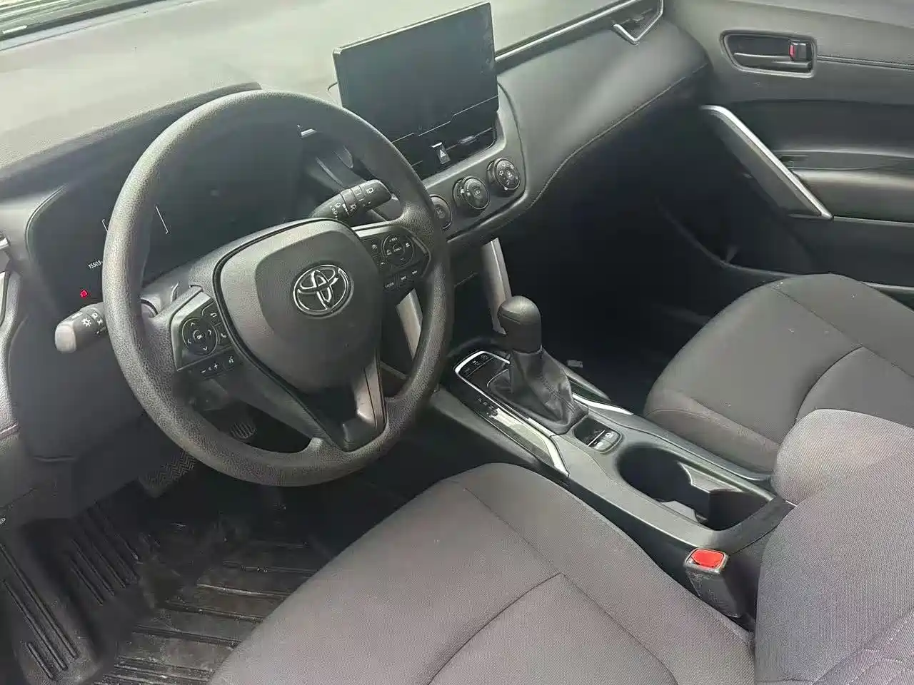 Фото 8 - Toyota Corolla Cross