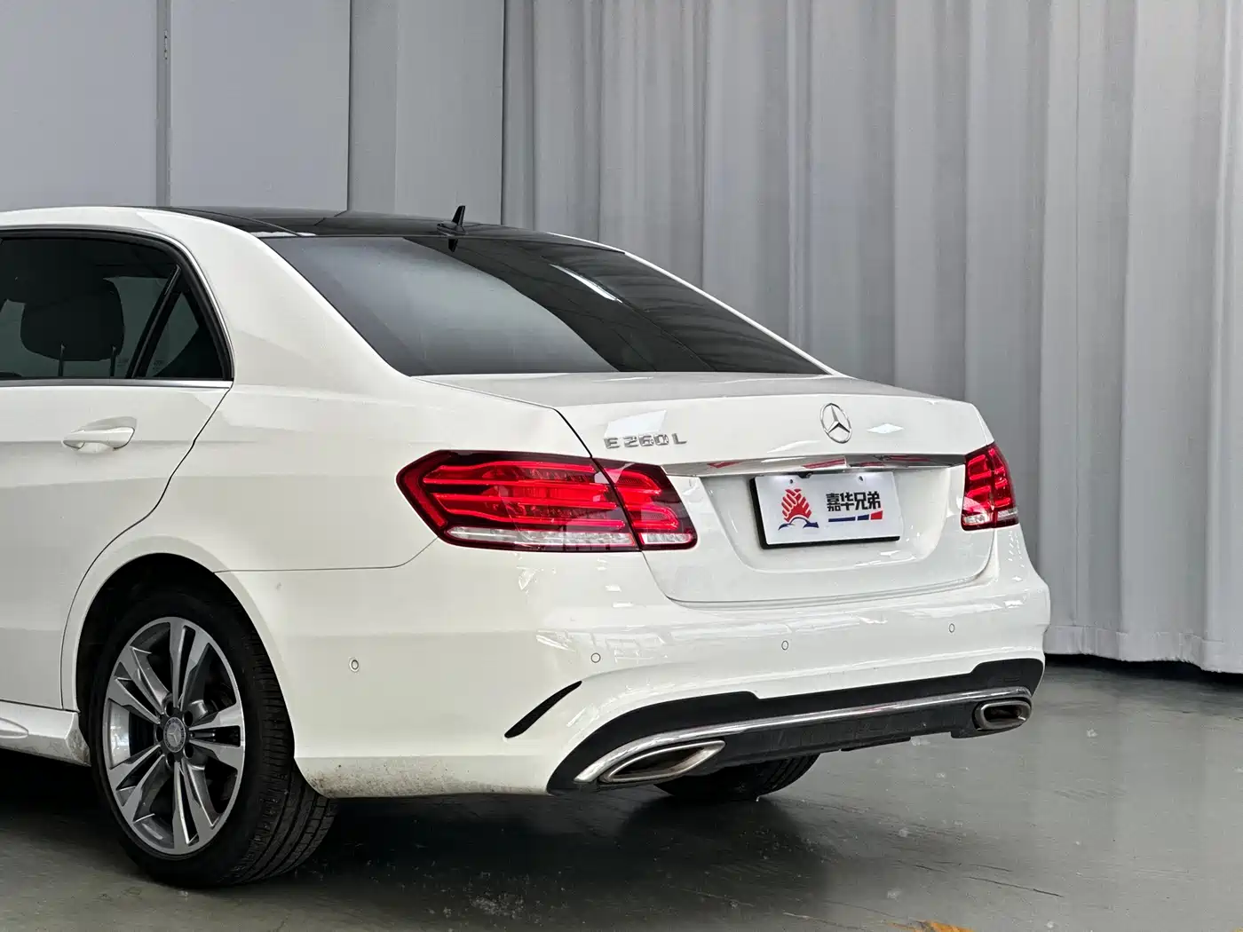 Mercedes-Benz E-Class 2015 Facelift E 260 L Sport фото 12