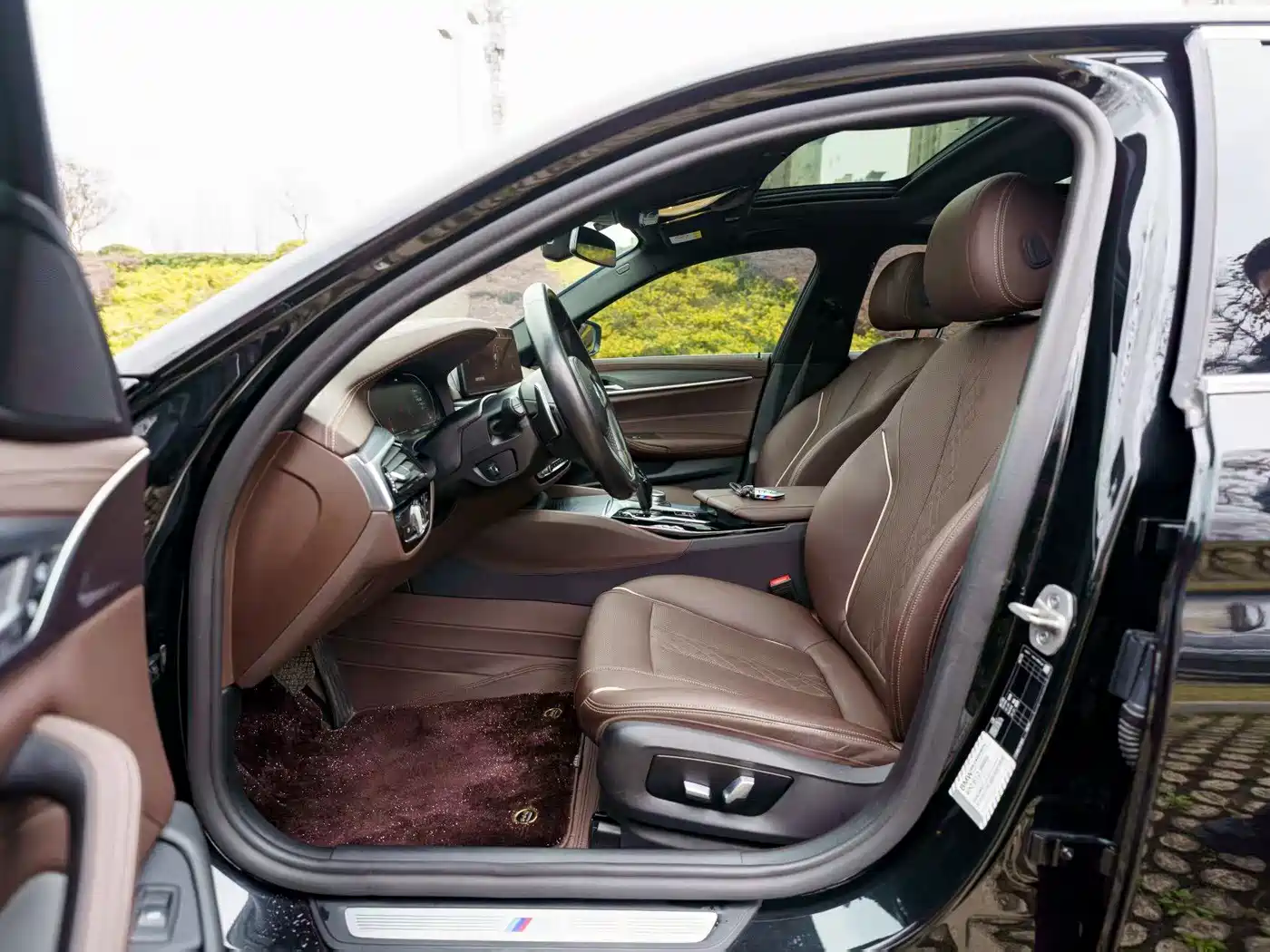 BMW 5 Series 2021 530Li Leading M Sport Package фото 9