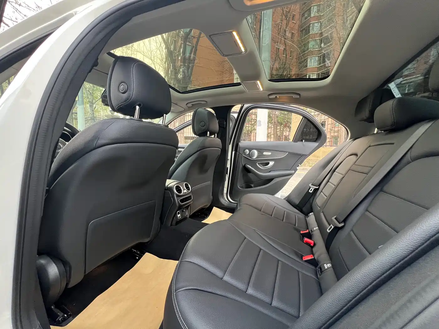 MERCEDES-BENZ C CLASS