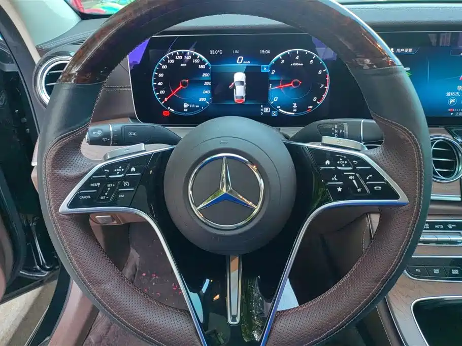 Mercedes-Benz E-Class 2021 E 300 L Fashion фото 15