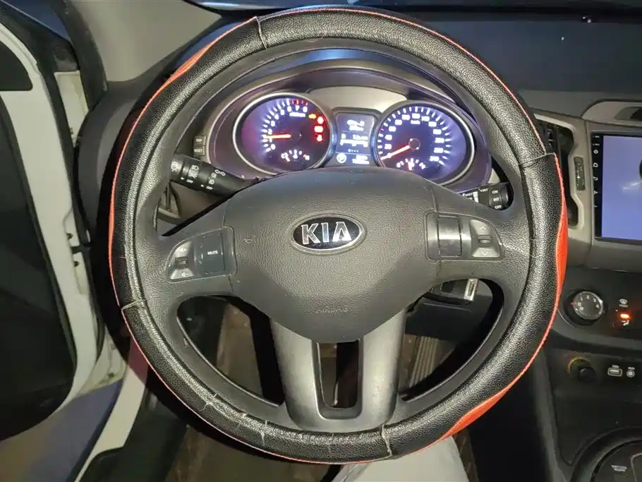 Kia Sportage 2016 2.0L Automatic 2WD GL фото 15