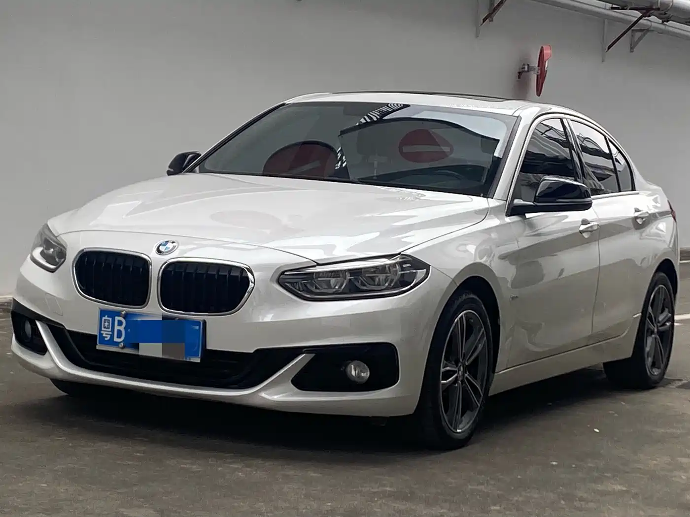 BMW 1 Series 2018 118i Sport Edition