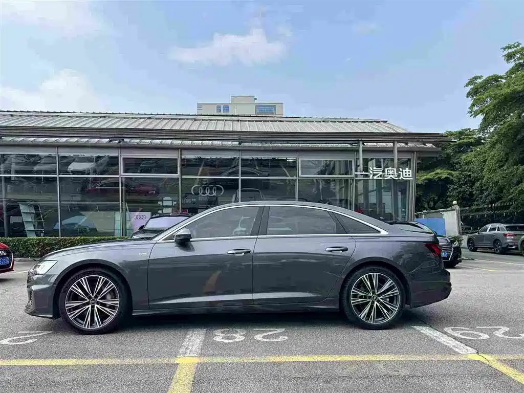 Audi A6L 2021 55 TFSI quattro Premium Dynamic фото 3