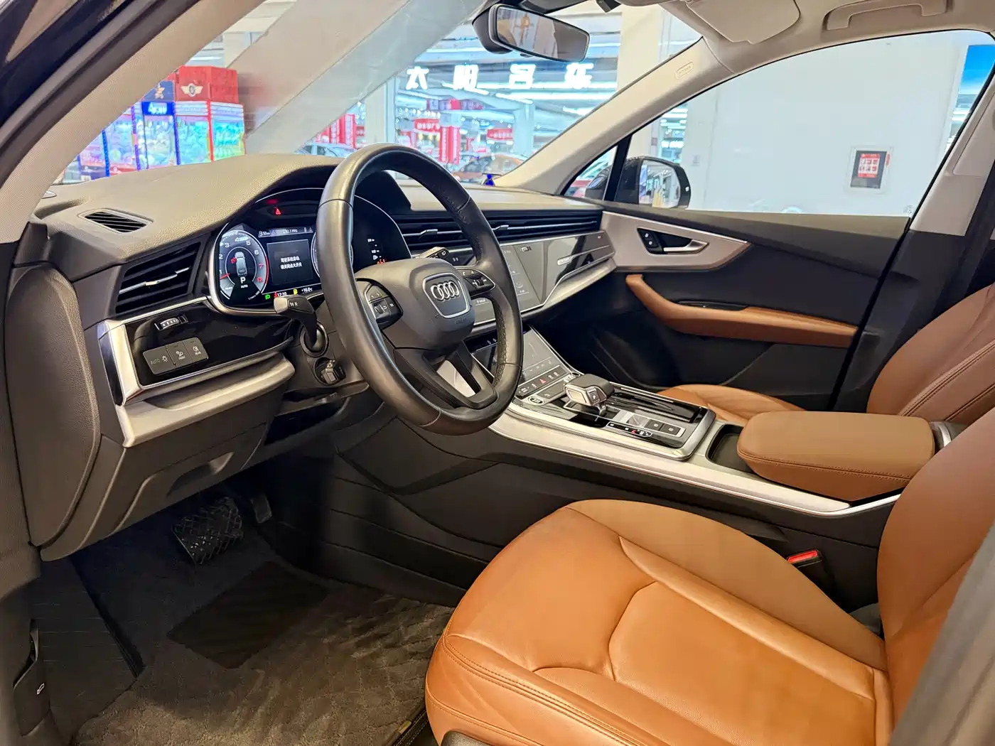 AUDI Q7