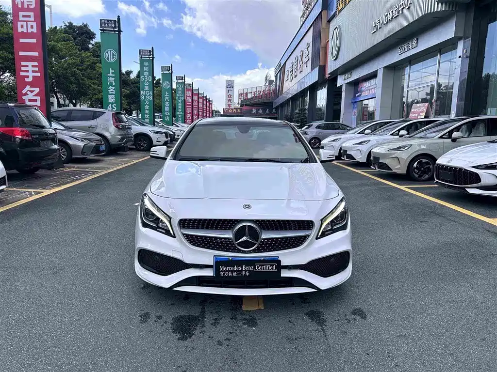 Mercedes-Benz CLA (Import) 2019 2019 CLA 200 Fashion