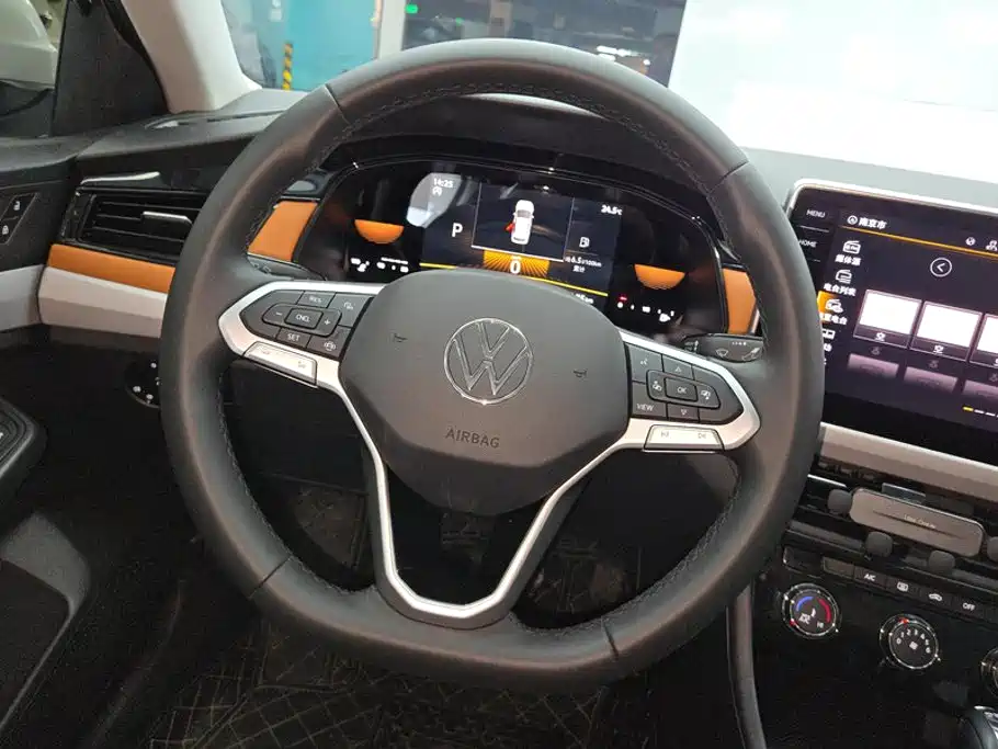 Volkswagen Bora 2026 2026 200TSI DSG PRO Edition