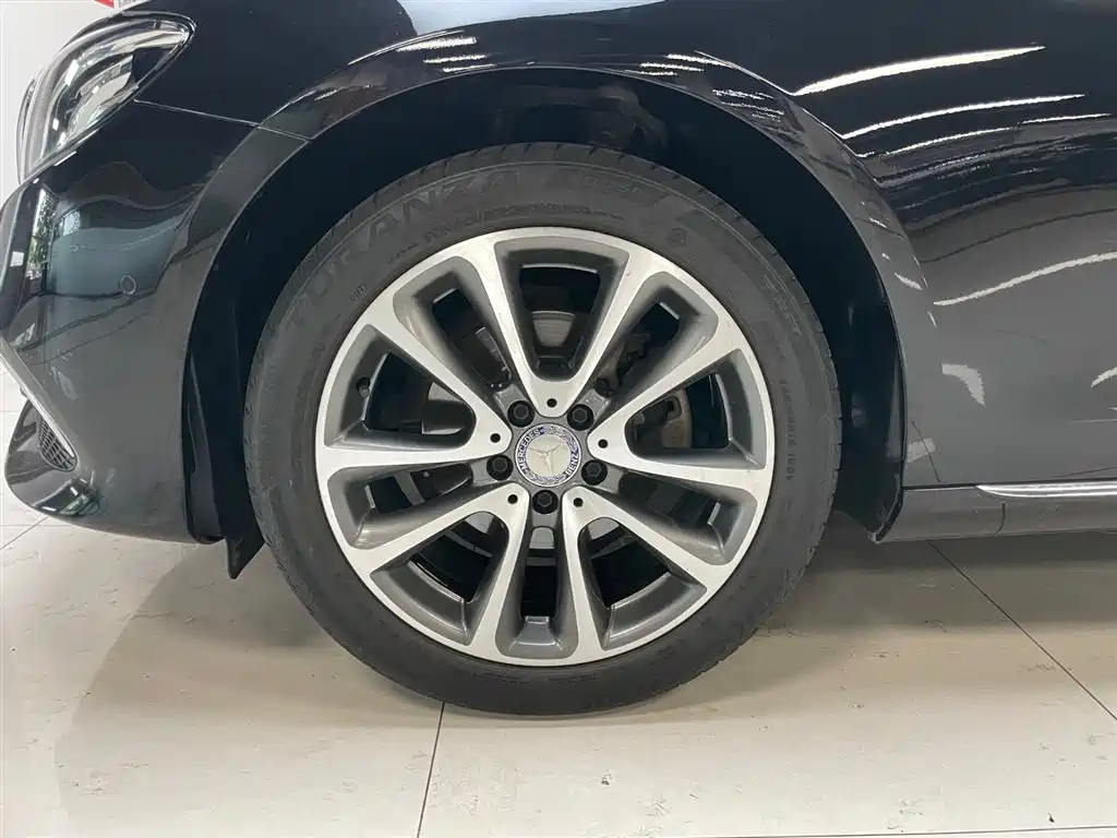 Mercedes-Benz E-Class 2016 E 200 L фото 21