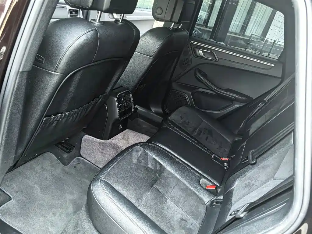 Porsche Macan 2017 Macan 2.0T фото 9