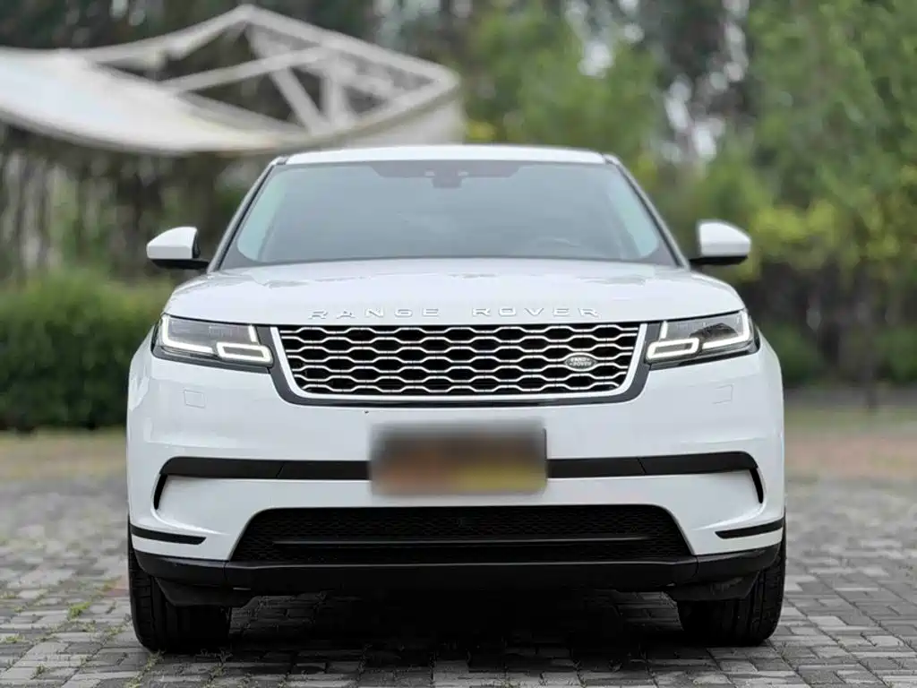 Фото 10 - Land Rover Range Rover Velar