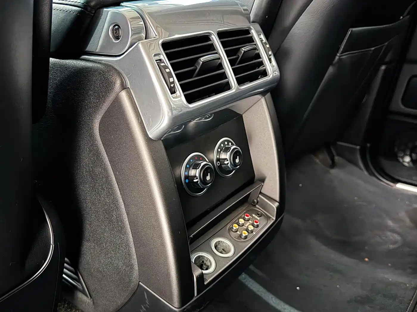 Land Rover Range Rover 2011 5.0 SC V8 фото 11