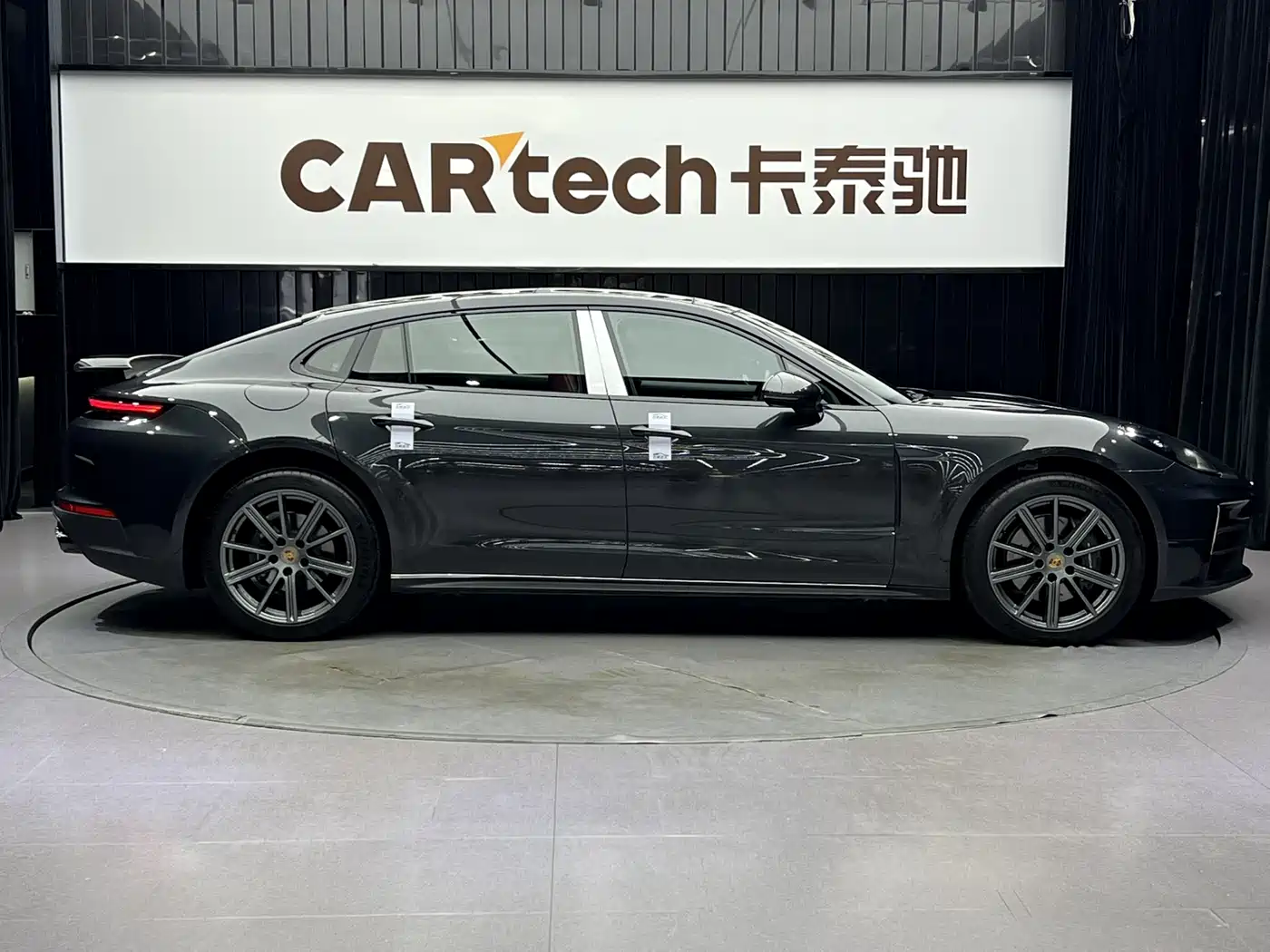 Porsche Panamera 2024 Panamera Executive Long Wheelbase 2.9T фото 14