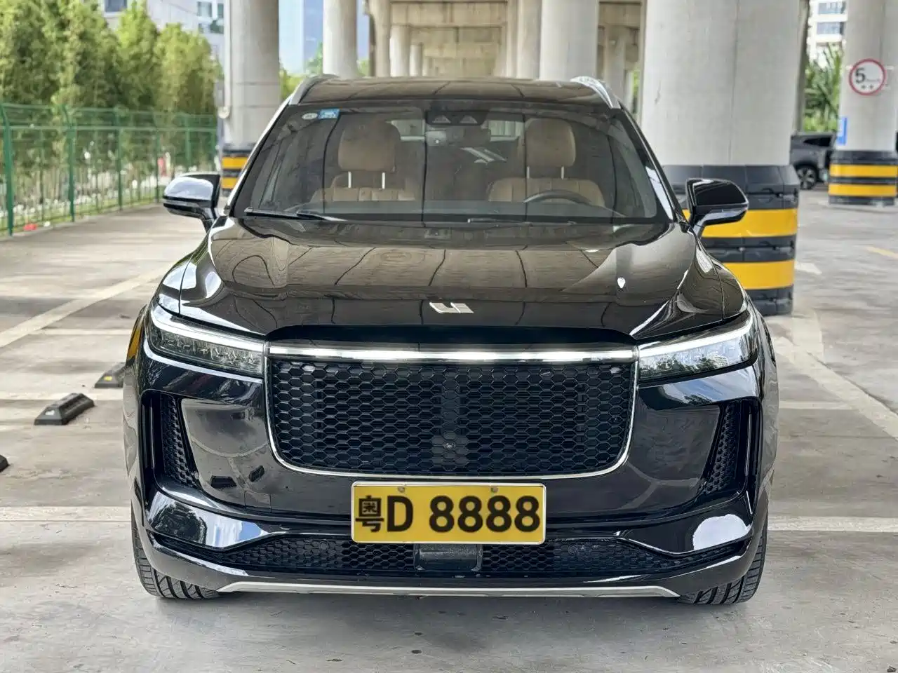 Li Auto Li ONE 2020 Extended Range 6-seater