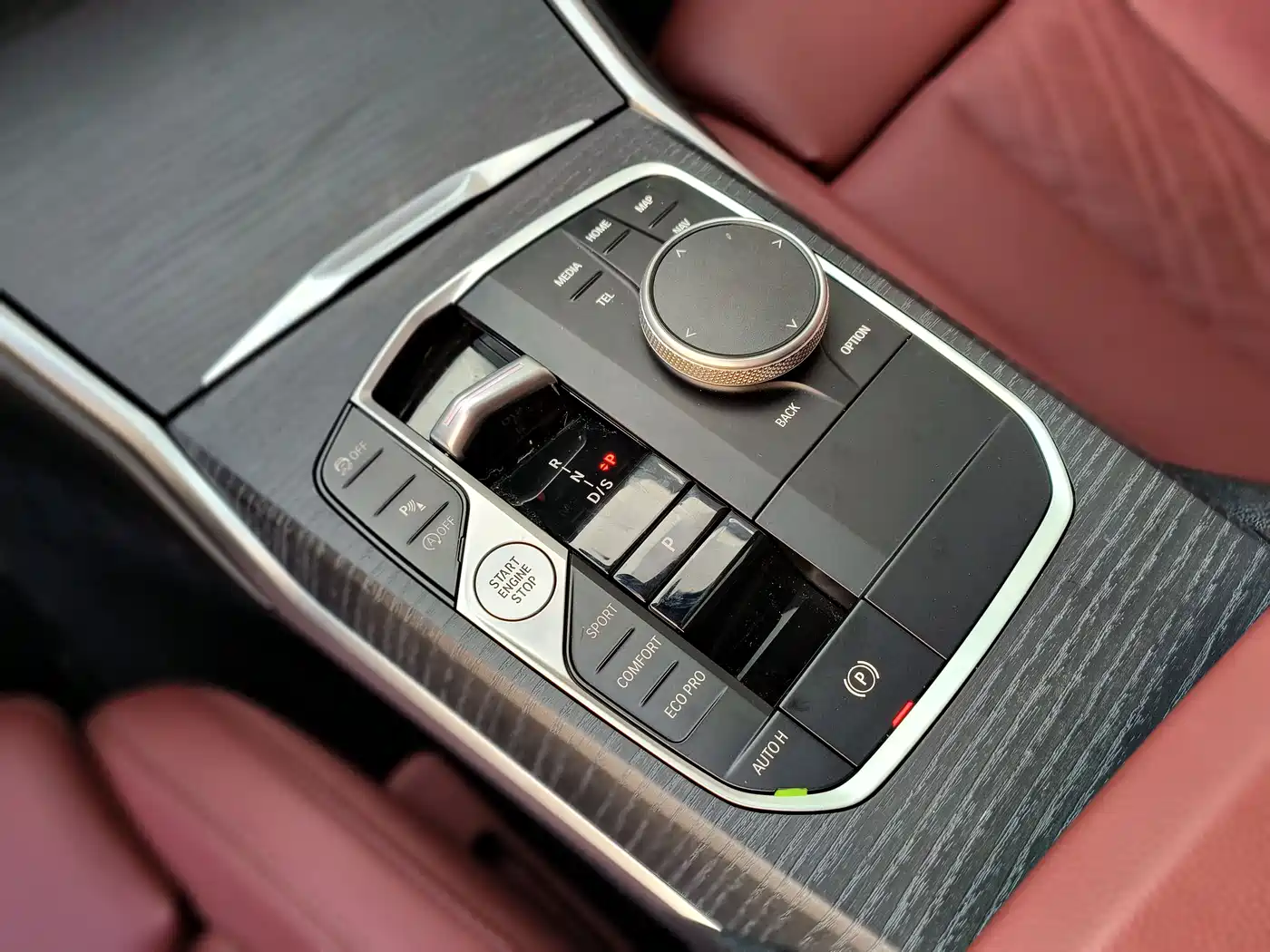 BMW 3 Series 2025 325Li M Sport Package фото 12