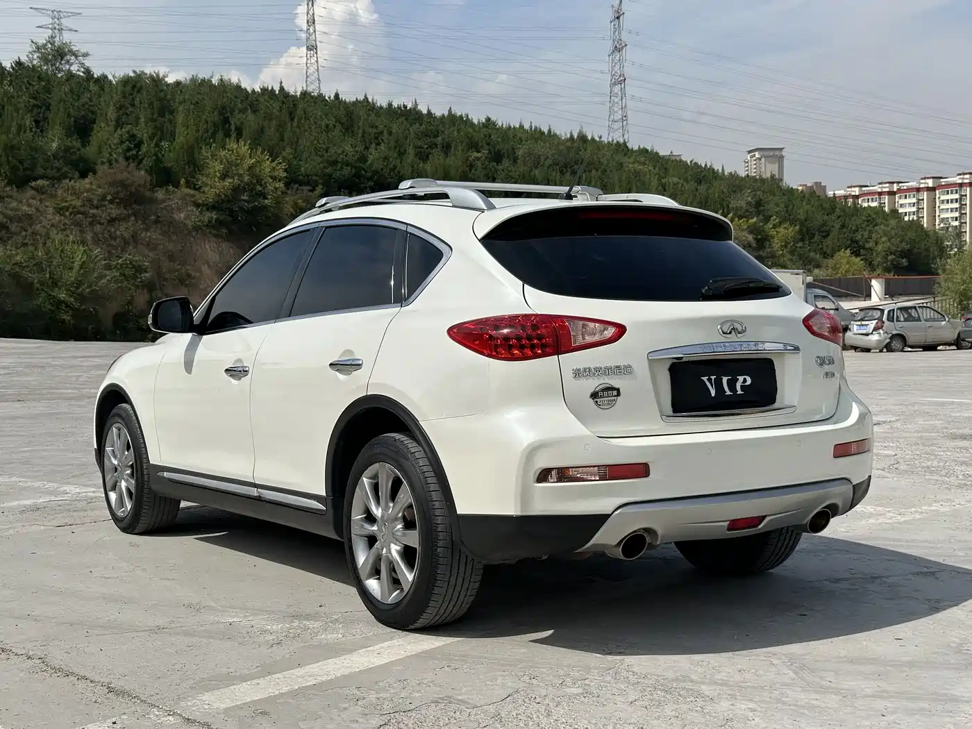 Infiniti QX50 2017 2015 2.5L Enjoyment Edition