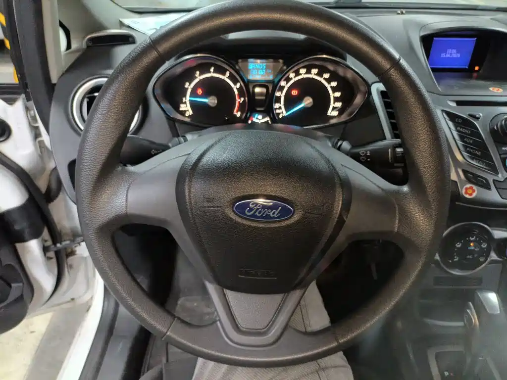 Ford Fiesta 2015 2013 Hatchback 1.5L Automatic Fashion