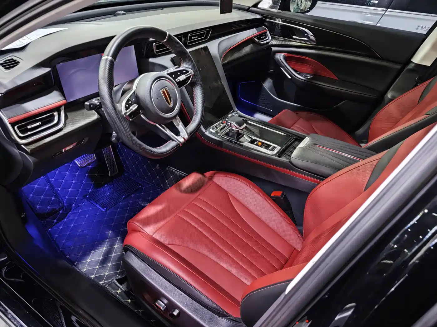 Hongqi H6 2024 Model 2.0T Elegance Edition фото 4