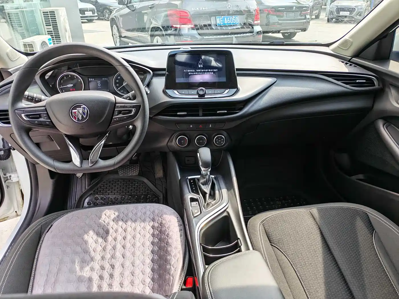 Buick Verano 2023 Pro Leisure Edition фото 6