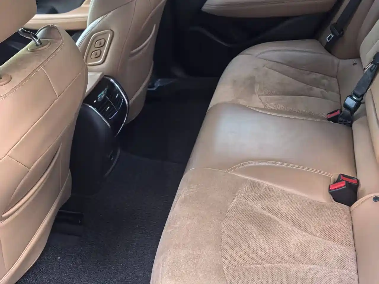 Buick LaCrosse 2018 Model 28T Luxury Edition фото 7