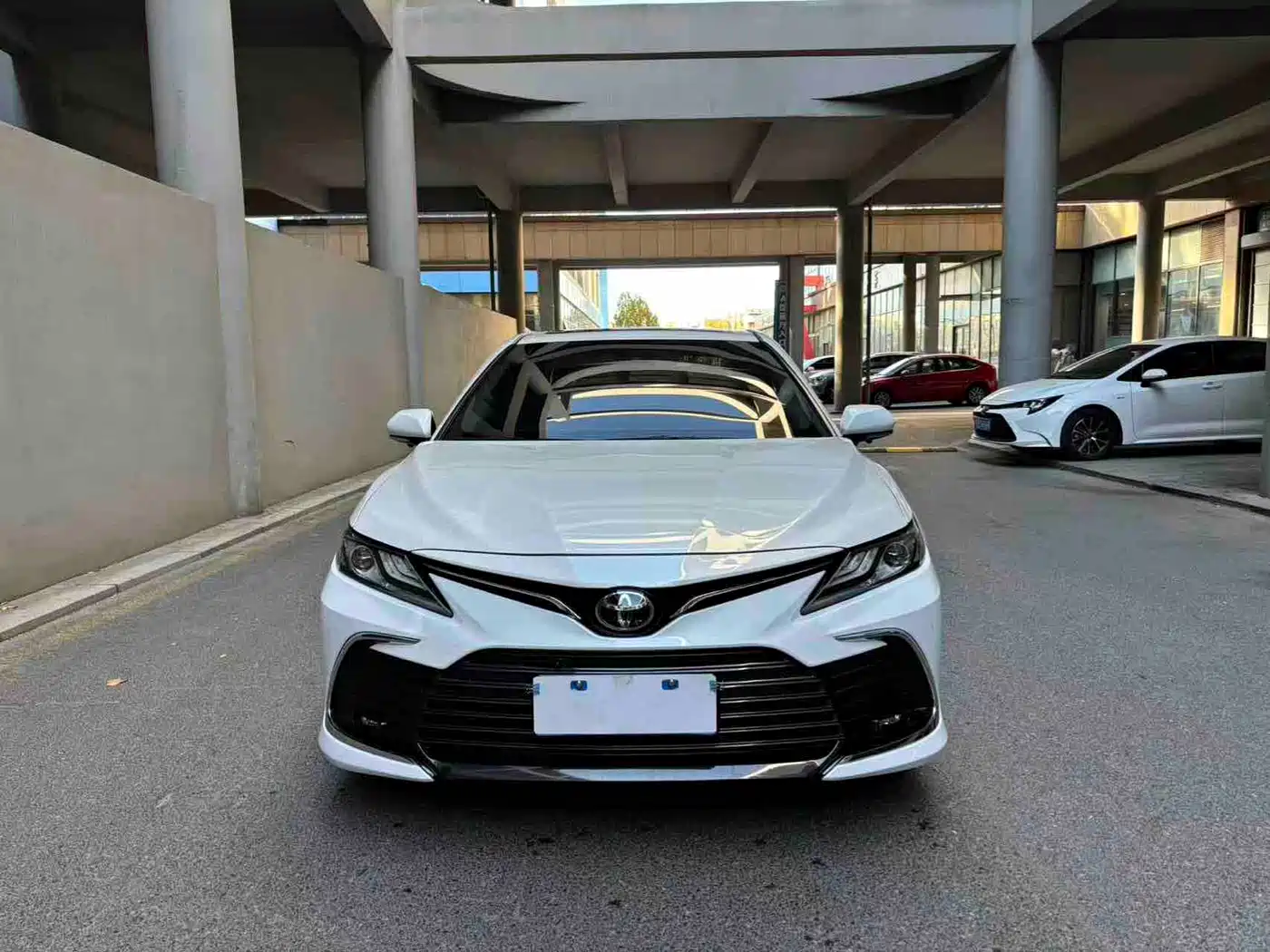 Toyota Camry 2022 2.0GVP Leading Edition фото 2