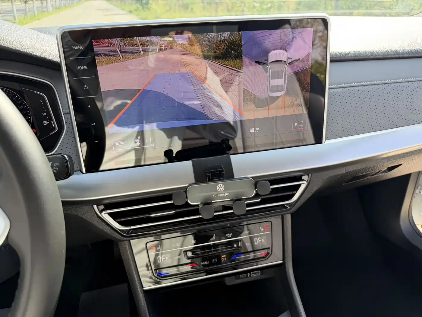 Volkswagen Lavida 2023 Facelift 1.5L Automatic 5 Million Edition фото 17