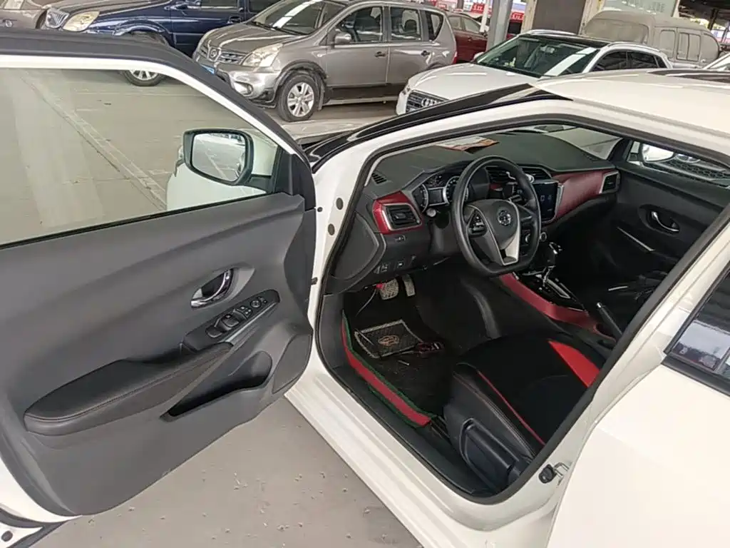 Nissan Bluebird 2020 2020 1.6L CVT Cool Edition