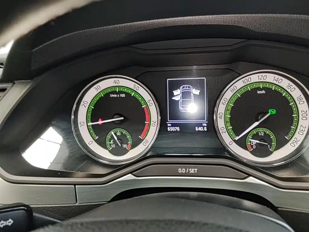 Škoda Superb 2018 TSI280 DSG Standard Version China VI фото 12