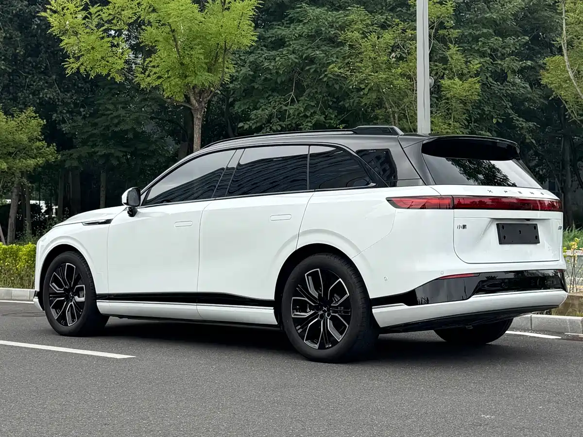 Фото 4 - XPeng G9