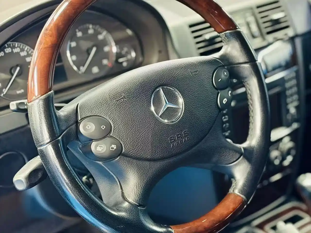 Mercedes-Benz G-Class 2010 G 500 фото 12