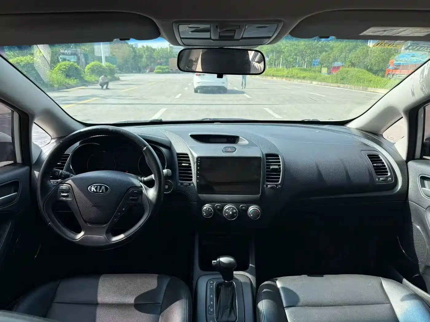 Kia K3 2013 1.6L Automatic GLS фото 5
