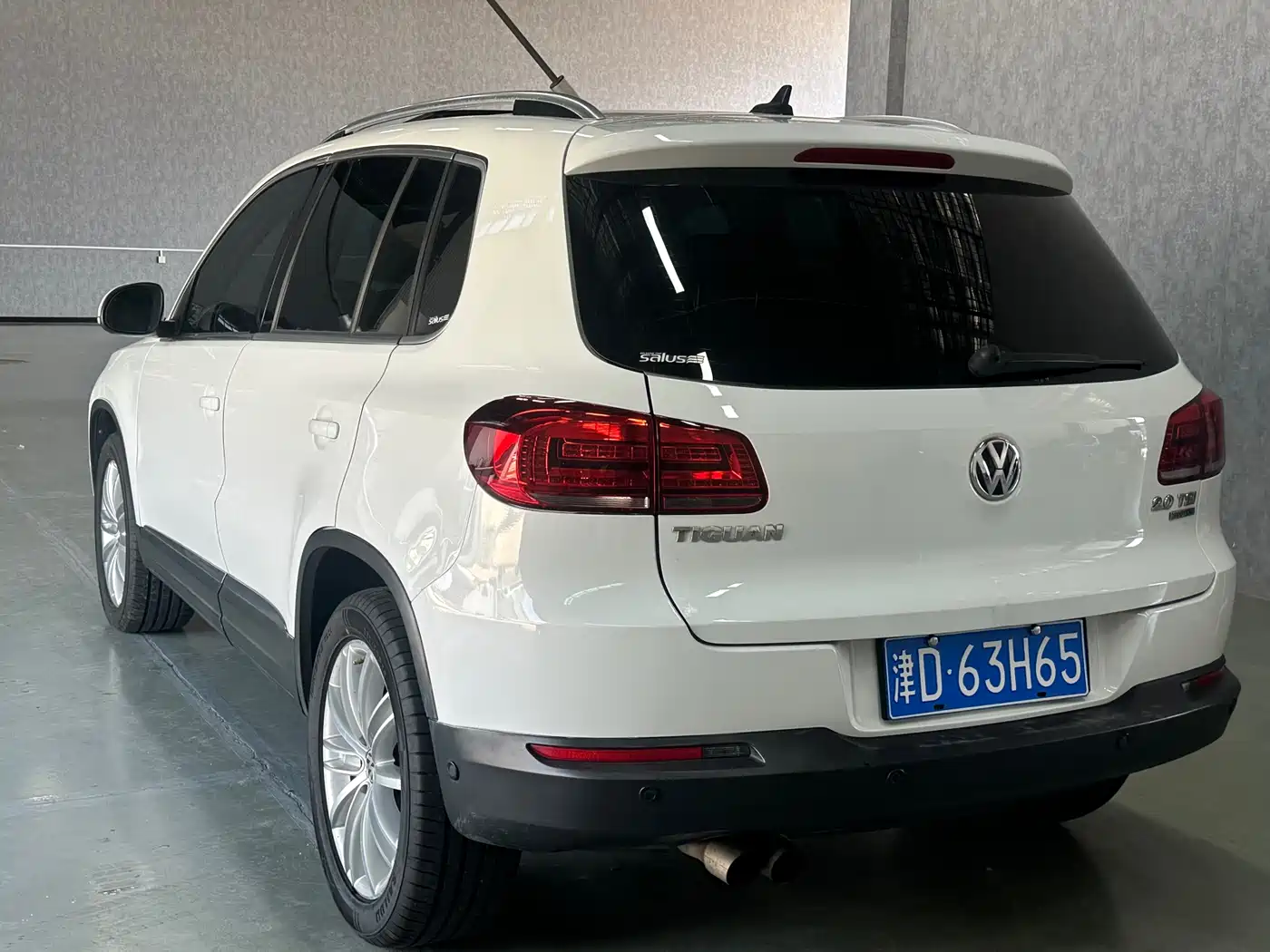 Volkswagen Tiguan 2015 2.0TSI Comfort Edition фото 5