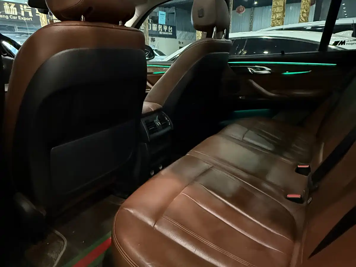 BMW X5 (Import) 2014 xDrive35i Leading фото 9