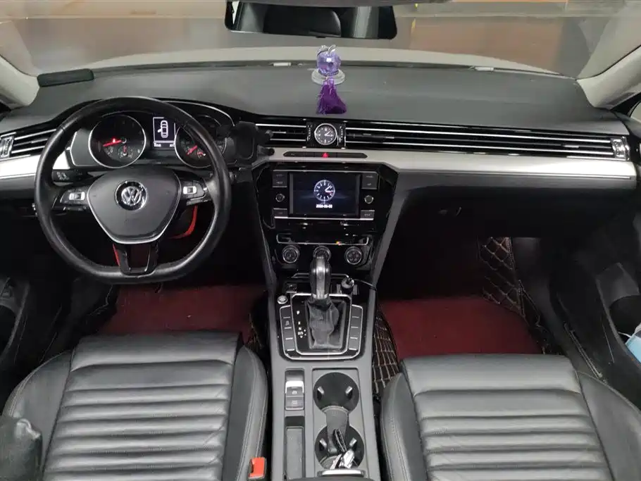 Volkswagen Magotan 2019 330TSI DSG Leading China V фото 12